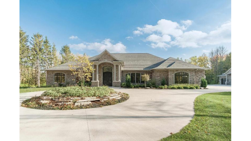 6800 N Purdy Parkway Appleton, WI 54913 by Coldwell Banker Real Estate Group $2,195,000