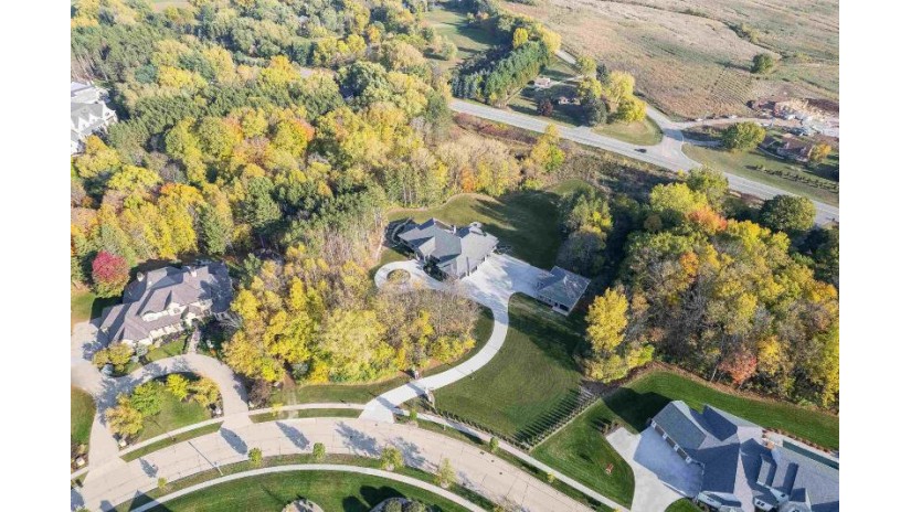 6800 N Purdy Parkway Appleton, WI 54913 by Coldwell Banker Real Estate Group $2,195,000