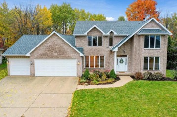 1554 Waterford Court, Ashwaubenon, WI 54313