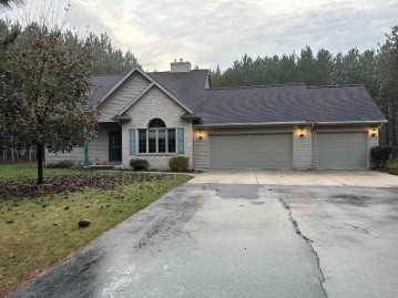 535 Hogan Trail, Little Suamico, WI 54171