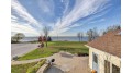 2733 Bay Road Gardner, WI 54204 by Todd Wiese Homeselling System, Inc. - OFF-D: 920-406-0001 $695,900