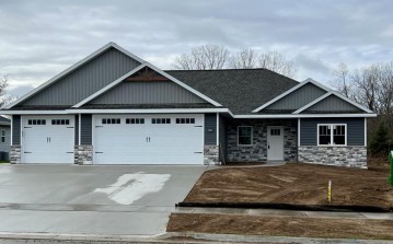 1243 Crescent Hill, Howard, WI 54313
