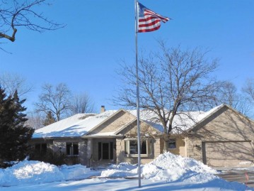 3429 Nicolet Drive, Green Bay, WI 54311-7203