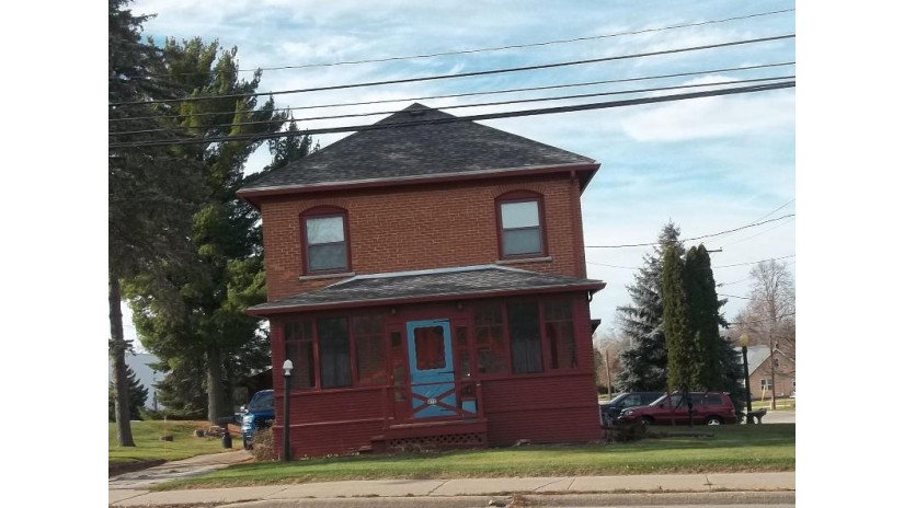 270 S Main Street Clintonville, WI 54929 by Schroeder & Kabble Realty, Inc. $240,000