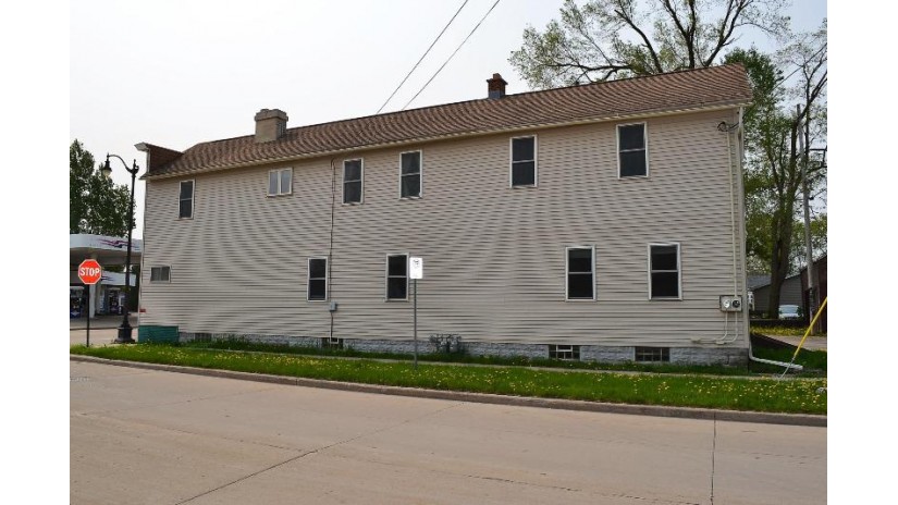 501 Ohio Street Oshkosh, WI 54902 by Re/Max On The Water - PREF: 920-379-3923 $168,900