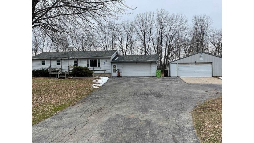 2589 County Road S Pensaukee, WI 54141 by Resource One Realty, Llc - CELL: 920-621-9659 $289,900