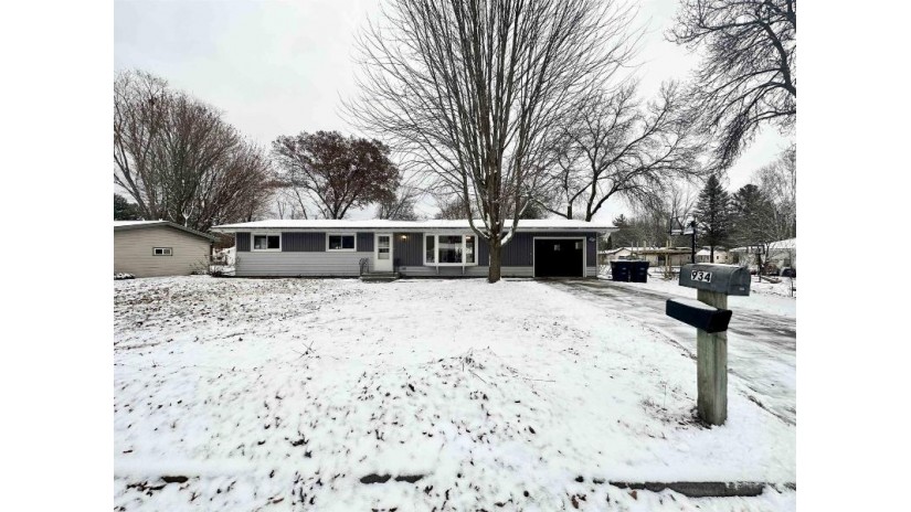 934 S Cleveland Street Shawano, WI 54166 by Coldwell Banker Real Estate Group $194,900