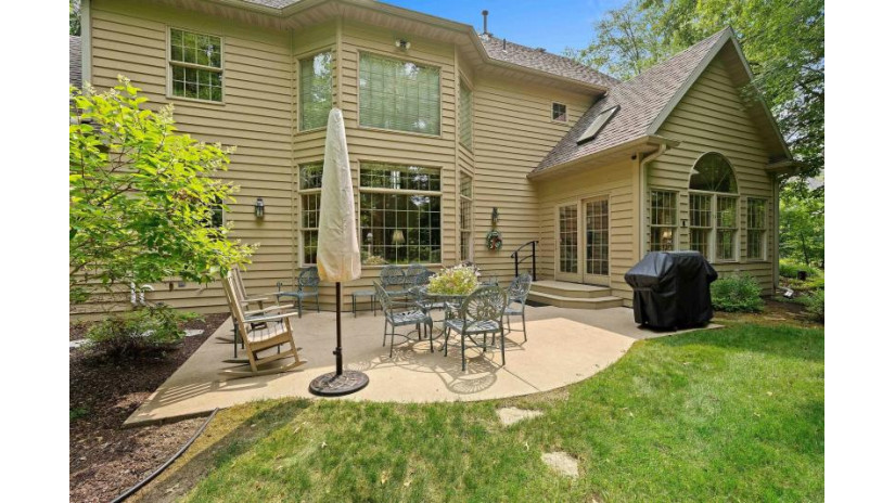 2537 Wyndrush Drive Suamico, WI 54173 by Realty Executives Fortitude $738,000