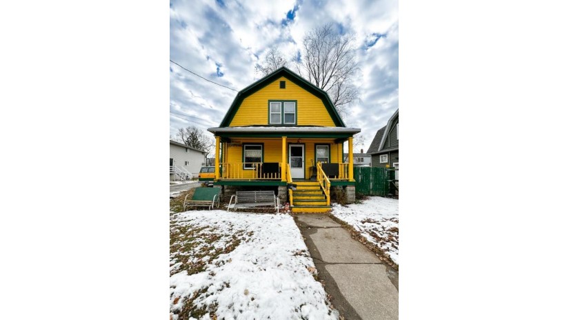 901 Howard Street Green Bay, WI 54303 by Dallaire Realty - Office: 920-569-0827 $149,900