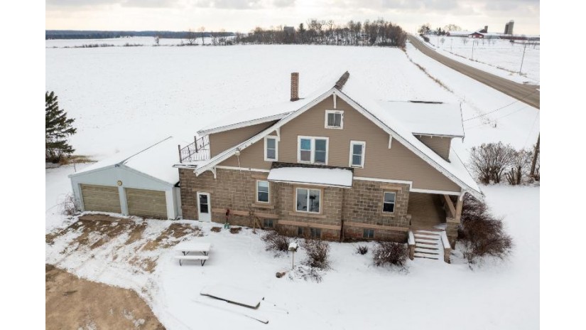 N2396 County Road T Hortonia, WI 54944 by Coldwell Banker Real Estate Group $335,000