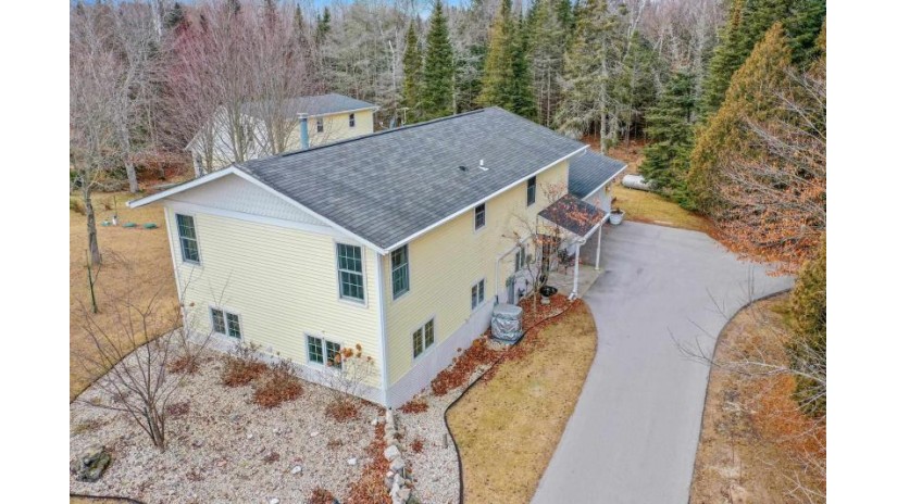 2011 S Lake Michigan Drive Sturgeon Bay, WI 54325 by Knaack Realty LLC $548,700