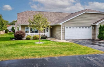 312 Wyldewood Drive, Oshkosh, WI 54904