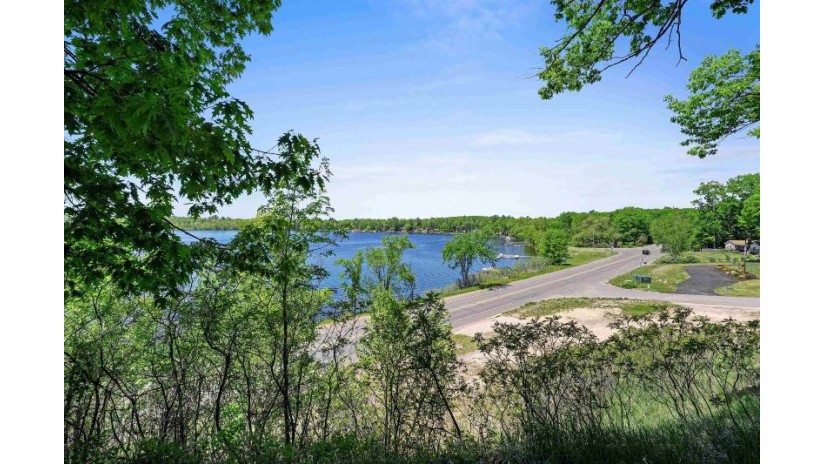 12111 Lakeside Drive Mountain, WI 54174 by Signature Realty, Inc. $250,000