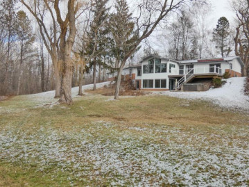 1434 E Marhill Road, Ashwaubenon, WI 54313