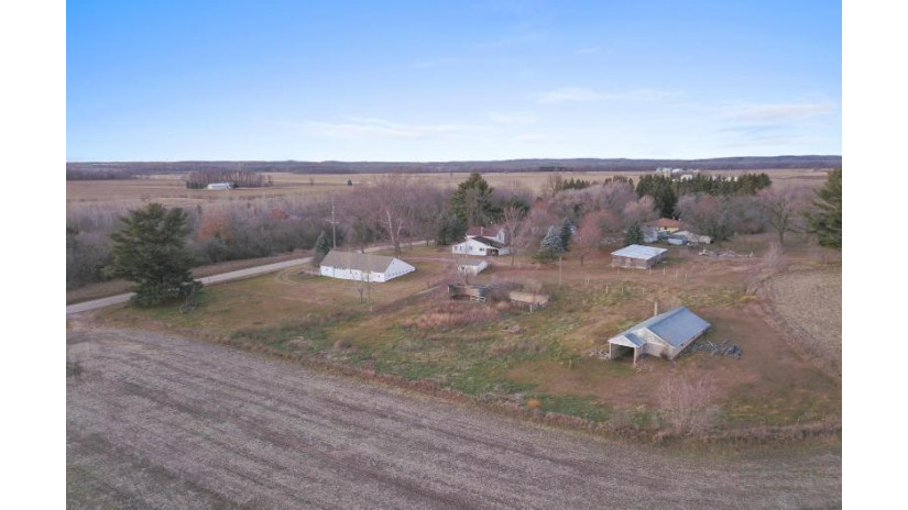 N1454 29th Avenue Warren, WI 54923 by Dallaire Realty - Office: 920-569-0827 $425,000