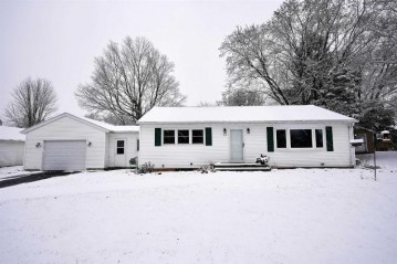 142 Chicago Street, Pulaski, WI 54162