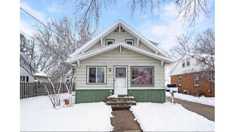 327 E Lincoln Avenue Little Chute, WI 54140 by Coldwell Banker Real Estate Group $190,000