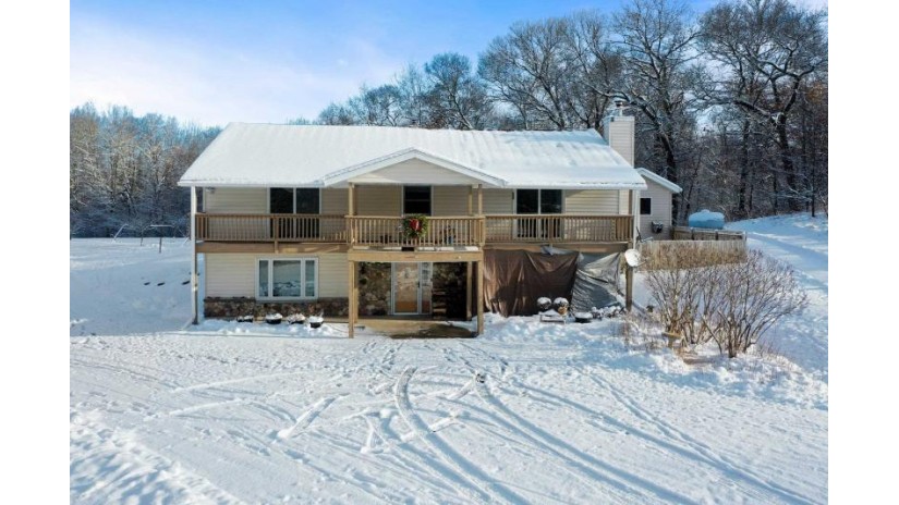 W7316 Feller Road Wausaukee, WI 54177 by Keller Williams Green Bay - OFF-D: 920-373-6705 $550,000