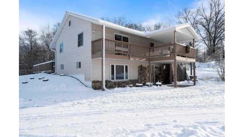 W7316 Feller Road Wausaukee, WI 54177 by Keller Williams Green Bay - OFF-D: 920-373-6705 $550,000