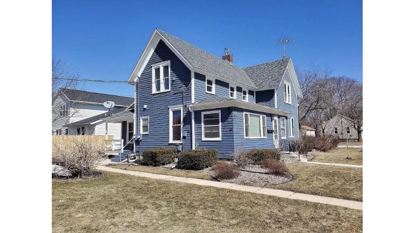 921 Chicago Street De Pere, WI 54115 by Assist 2 Sell $310,000