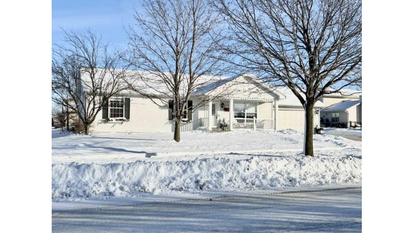 547 Mary Lee Drive Fond Du Lac, WI 54935 by Preferred Properties Of Fdl, Inc. $309,900