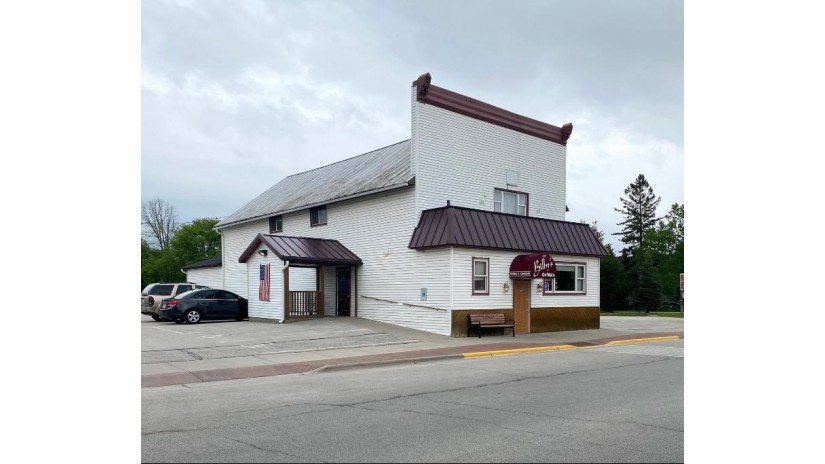 742 Main Street Luxemburg, WI 54217 by Mark D Olejniczak Realty, Inc. - Office: 920-432-1007 $299,900