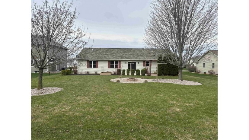 N7498 Meadowview Drive Taycheedah, WI 54935 by First Weber, Inc. $415,000