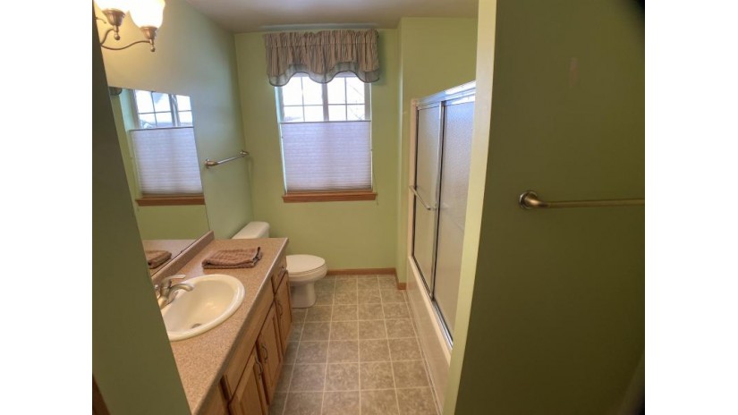 1267 Pond View Circle Lawrence, WI 54115 by Full House Realty, LLC - PREF: 715-853-2075 $289,900