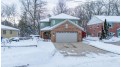 82 Cherry Court Appleton, WI 54915 by Coldwell Banker Real Estate Group $425,000