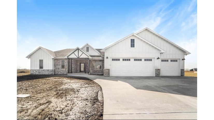 W6993 Ridgeline Trail Greenville, WI 54942 by Coldwell Banker Real Estate Group $599,900