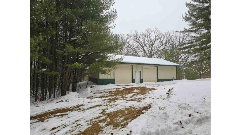 W9879 Brown Deer Avenue Deerfield, WI 54982 by First Weber, Inc. $279,000