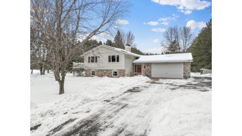 6836 Gregory Lane Little Suamico, WI 54171 by Dallaire Realty - Office: 920-569-0827 $374,900