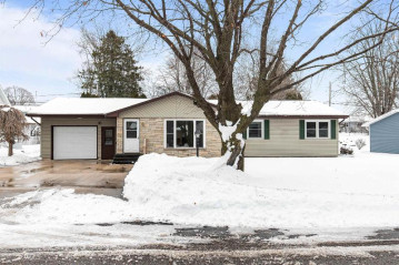 1820 Nassau Street, New London, WI 54961