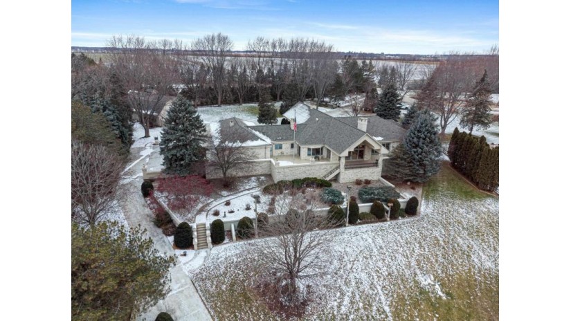 2477 Apple Creek Court Wrightstown, WI 54115 by Mark D Olejniczak Realty, Inc. - Office: 920-432-1007 $1,200,000