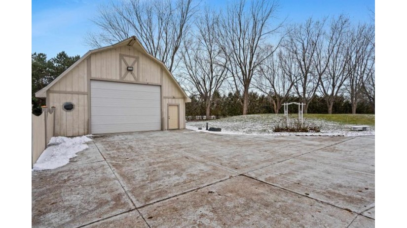 2477 Apple Creek Court Wrightstown, WI 54115 by Mark D Olejniczak Realty, Inc. - Office: 920-432-1007 $1,200,000