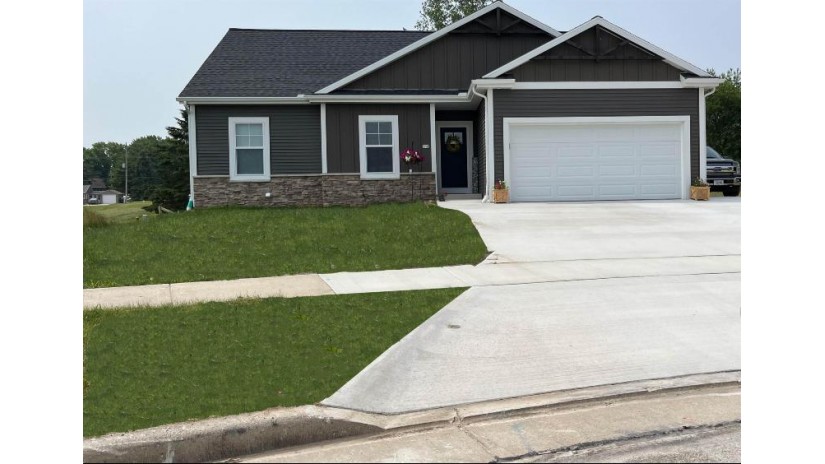 319 Allison Way Campbellsport, WI 53010 by Roberts Homes And Real Estate - OFF-D: 920-923-4522 $359,900