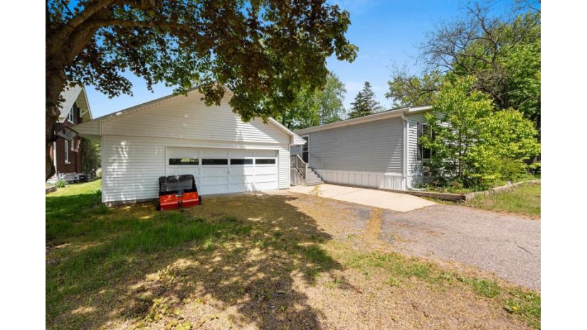 715 Oak Street Shawano, WI 54166 by Coldwell Banker Real Estate Group $324,900