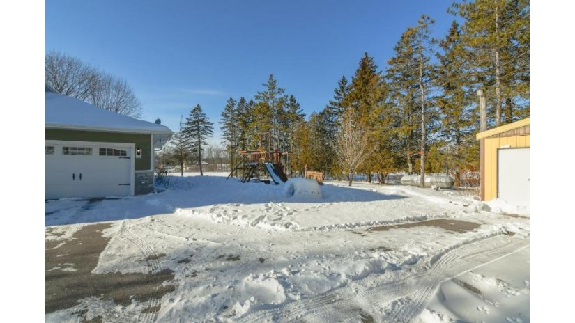 W5058 County Line Road Grover, WI 54153 by Shorewest Realtors $524,900