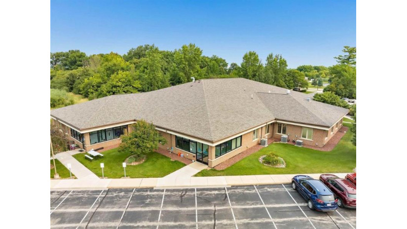 1511 W Main Avenue Ashwaubenon, WI 54115 by Shorewest Realtors $3,200,000