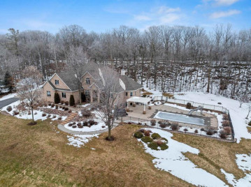 2640 Nickel Ledge Road, Rockland, WI 54115-7813