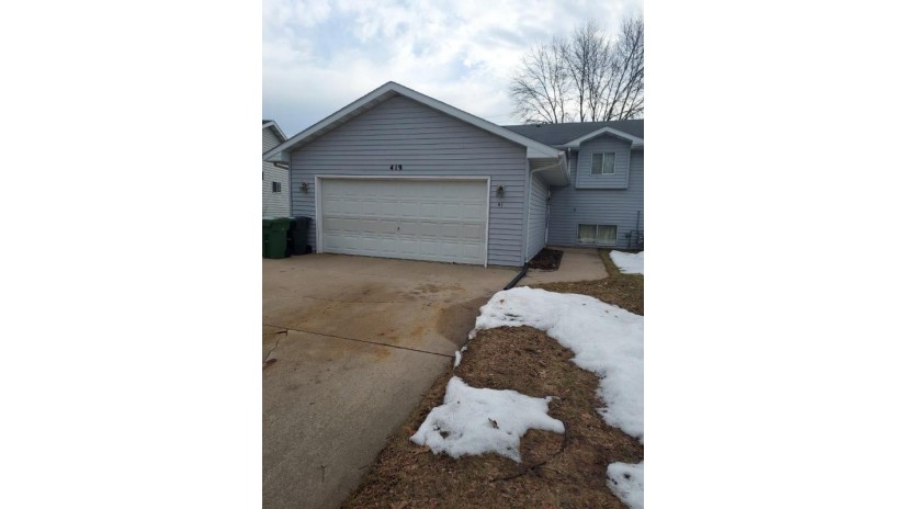 419 Arthur Court Kimberly, WI 54136 by Century 21 Affiliated - PREF: 920-470-9692 $190,000