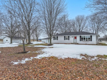 N3711 French Road, Freedom, WI 54913-8933