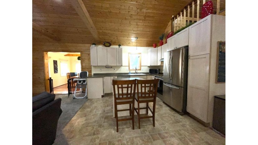 N13579 Roush Road Wausaukee, WI 54177 by Resource One Realty, Llc - CELL: 920-621-9659 $329,900