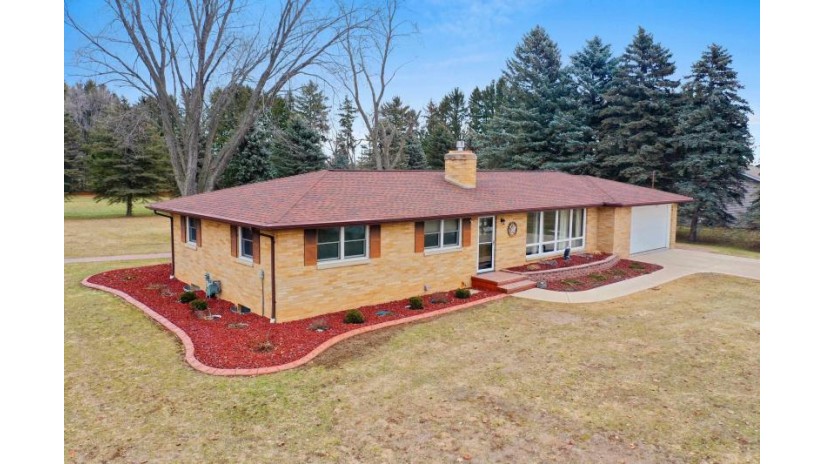 4540 Shawano Avenue Howard, WI 54313 by Resource One Realty, Llc - PREF: 920-621-4344 $399,900