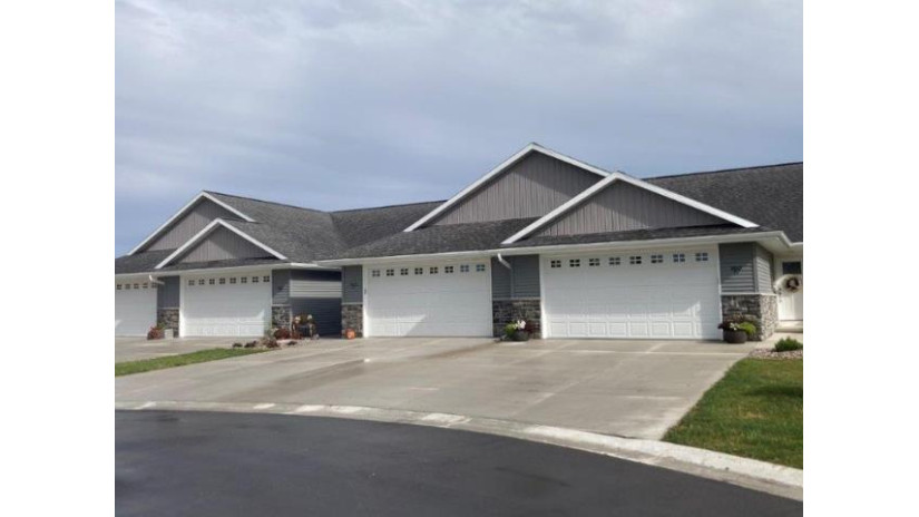 4802 N Marlo Way 19 Grand Chute, WI 54913 by Standard Real Estate Services, LLC $324,900