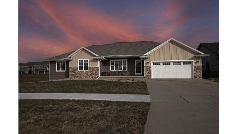 3410 Tulip Trail Little Chute, WI 54913 by Century 21 Affiliated - CELL: 920-428-0066 $459,900