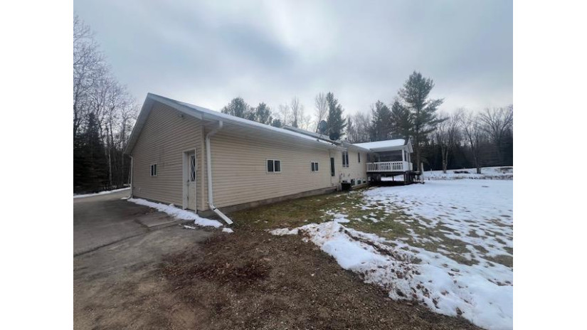 8185 County Rd V Maple Valley, WI 54124 by Keller Williams Green Bay - OFF-D: 920-309-1037 $319,500