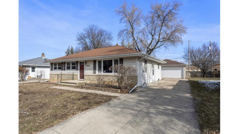 1836 E John Street Appleton, WI 54915 by Coldwell Banker Real Estate Group $250,000