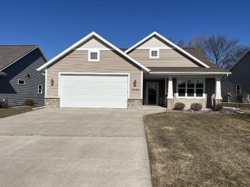 3050 Villa Way, Menasha, WI 54952-8850