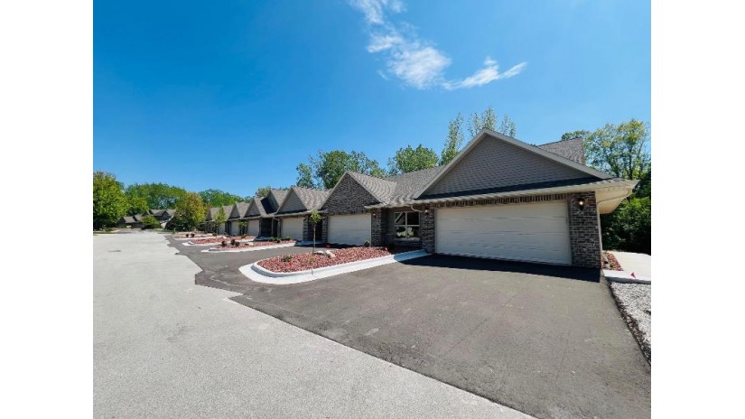 2447-5 Remington Road 5 Green Bay, WI 54302 by Resource One Realty, Llc - OFF-D: 920-255-6580 $399,900